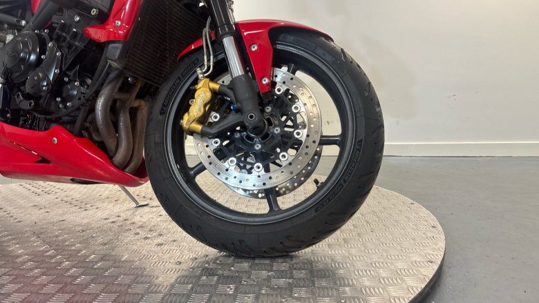 Triumph Street Triple R (12MY)